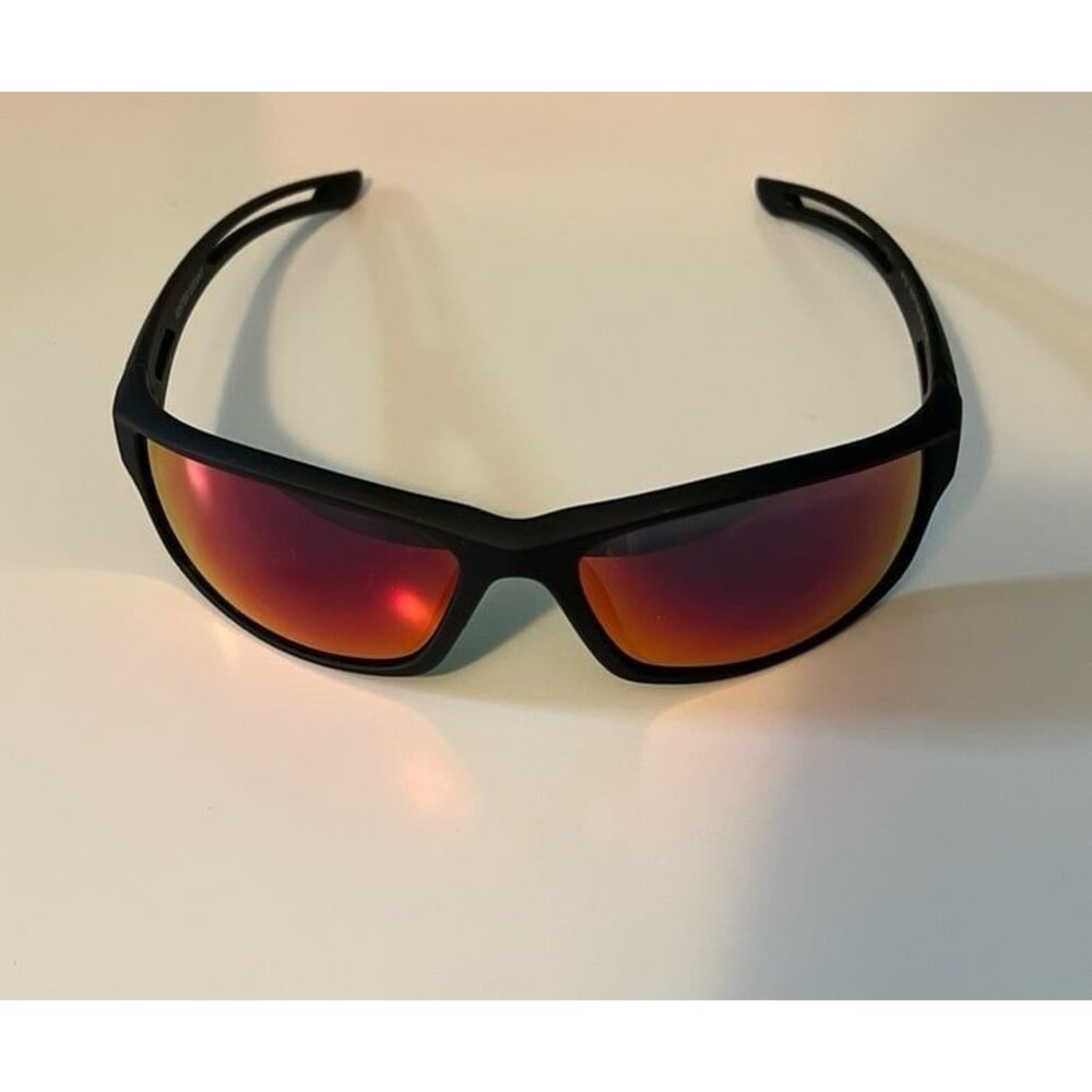 Foster Grant  sunglasses like new